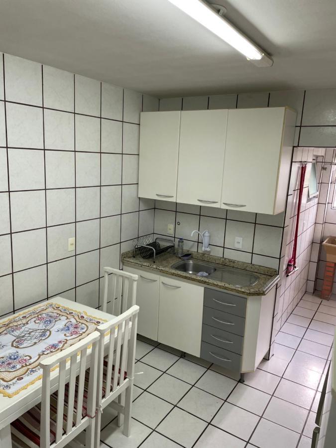 Apartamento Amplo E Completo No Centro Балнеариу-Камбориу Экстерьер фото