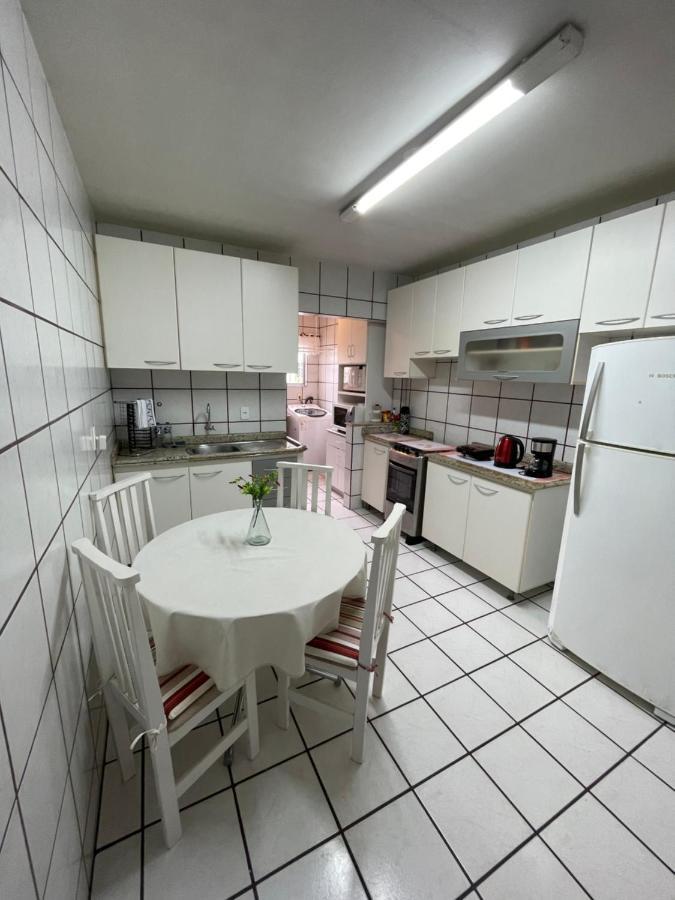 Apartamento Amplo E Completo No Centro Балнеариу-Камбориу Экстерьер фото